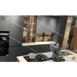 Tủ bếp khung inox HTA cho phòng bếp nhỏ